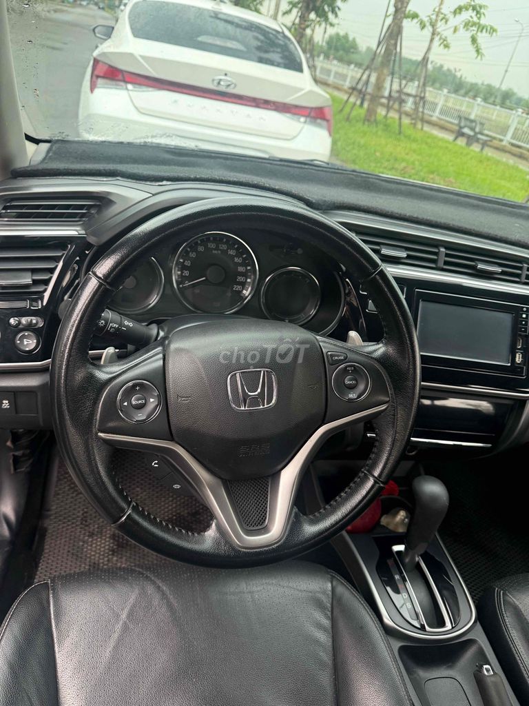 Honda City 2017 Top Bạc. Mua bán Ô tô tại Thành phố Tam Kỳ Quảng Nam được đăng bởi NGỌC Ô TÔ CŨ QUẢNG NAM hình 7