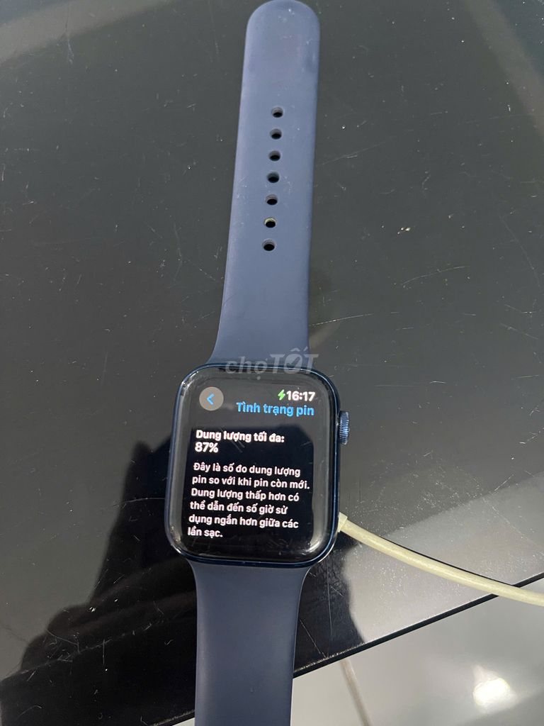 Thanh lý apple watch s6/44mm nhôm, còn sạc và hộp