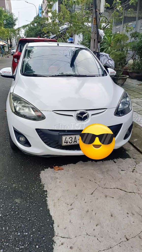 Mazda 2 2012 Trắng. Mua bán Ô tô tại Quận Sơn Trà Đà Nẵng được đăng bởi Tony Nguyen hình 1