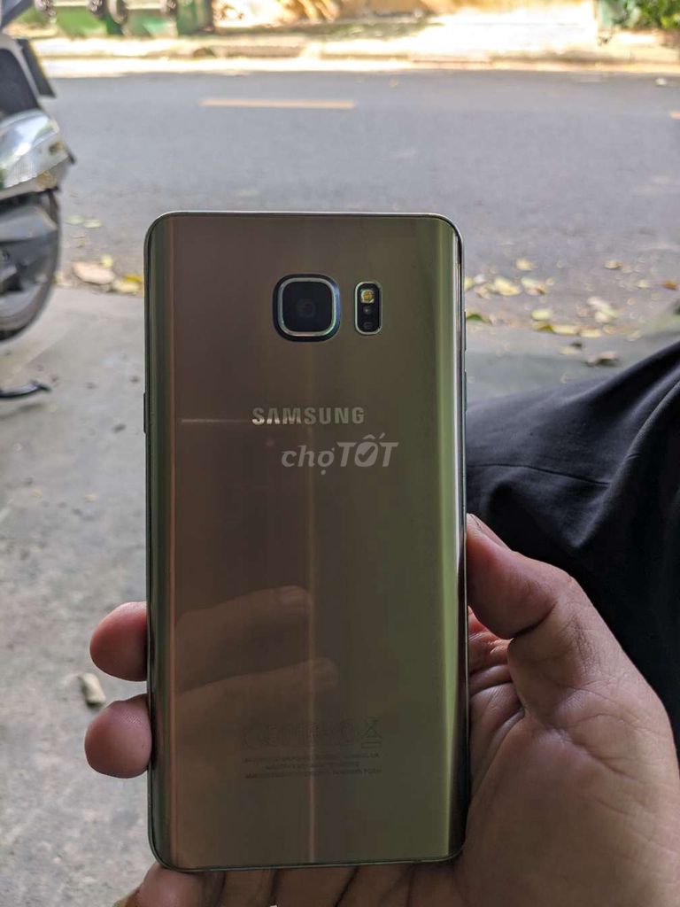 Samsung Galaxy Note 5 Vàng 32GB. Mua bán Điện thoại tại Quận 6 Tp Hồ Chí Minh được đăng bởi Trọng Hiếu hình 1