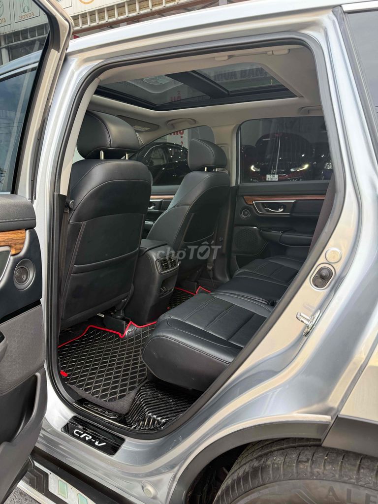 Honda CR V 2019 1.5L - 109000 km full lịch sử. Mua bán Ô tô tại Quận 12 Tp Hồ Chí Minh được đăng bởi Tân hình 12