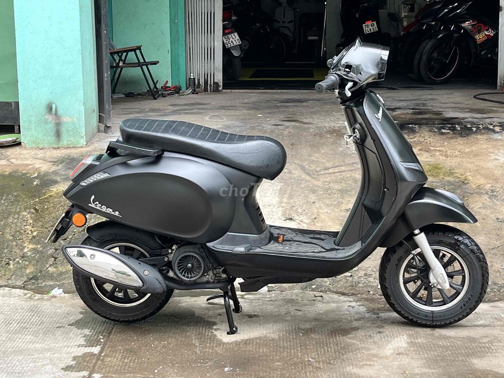 Piaggio Vespa ALLY 50cc 2024 Черный 9000 км Б/у