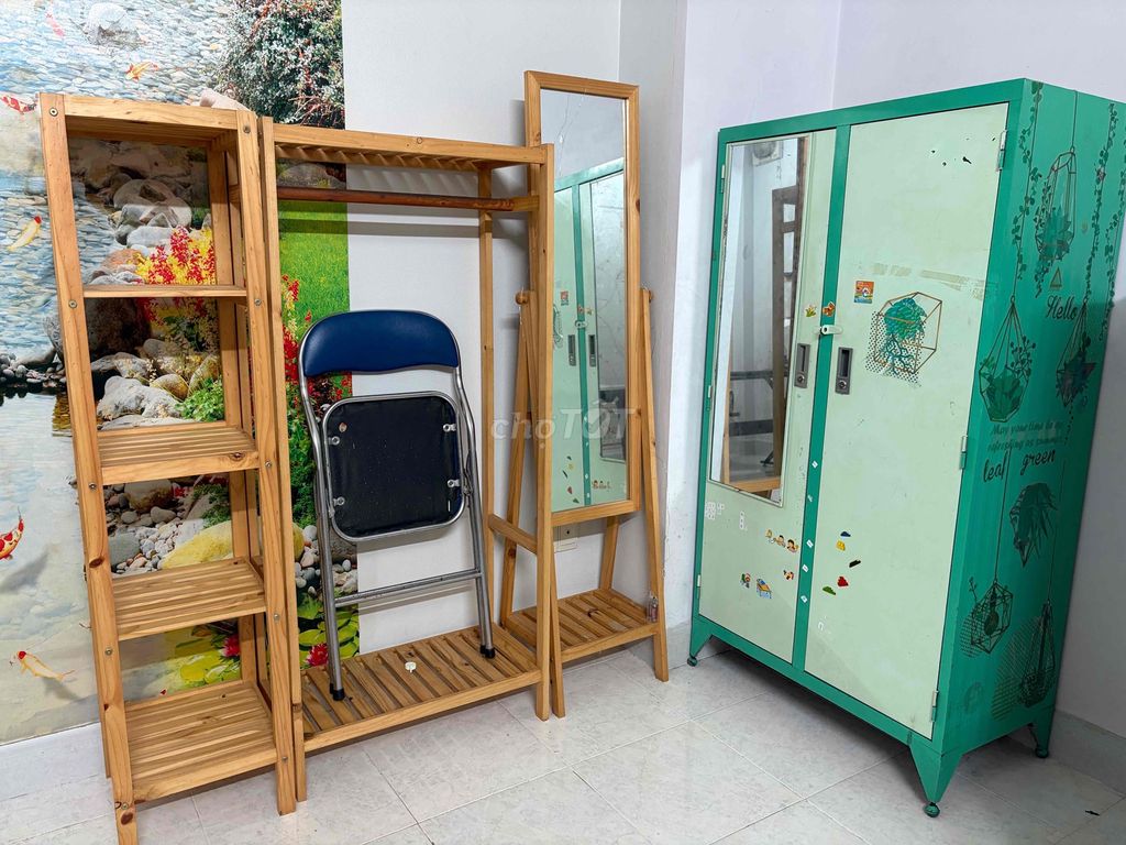 5 giá treo quần áo, kệ, tủ sắt, gương, ghế. Mua bán Tủ, kệ gia đình tại Quận Phú Nhuận Tp Hồ Chí Minh được đăng bởi Huong hình 1