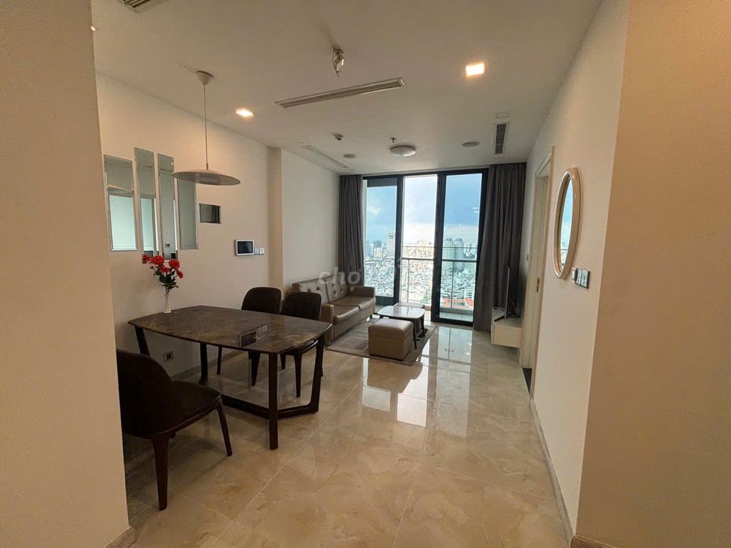 ++ Cho thuê 2PN đẹp Vinhomes Golden River Ba Son, 25 triệu, 71,9 m2