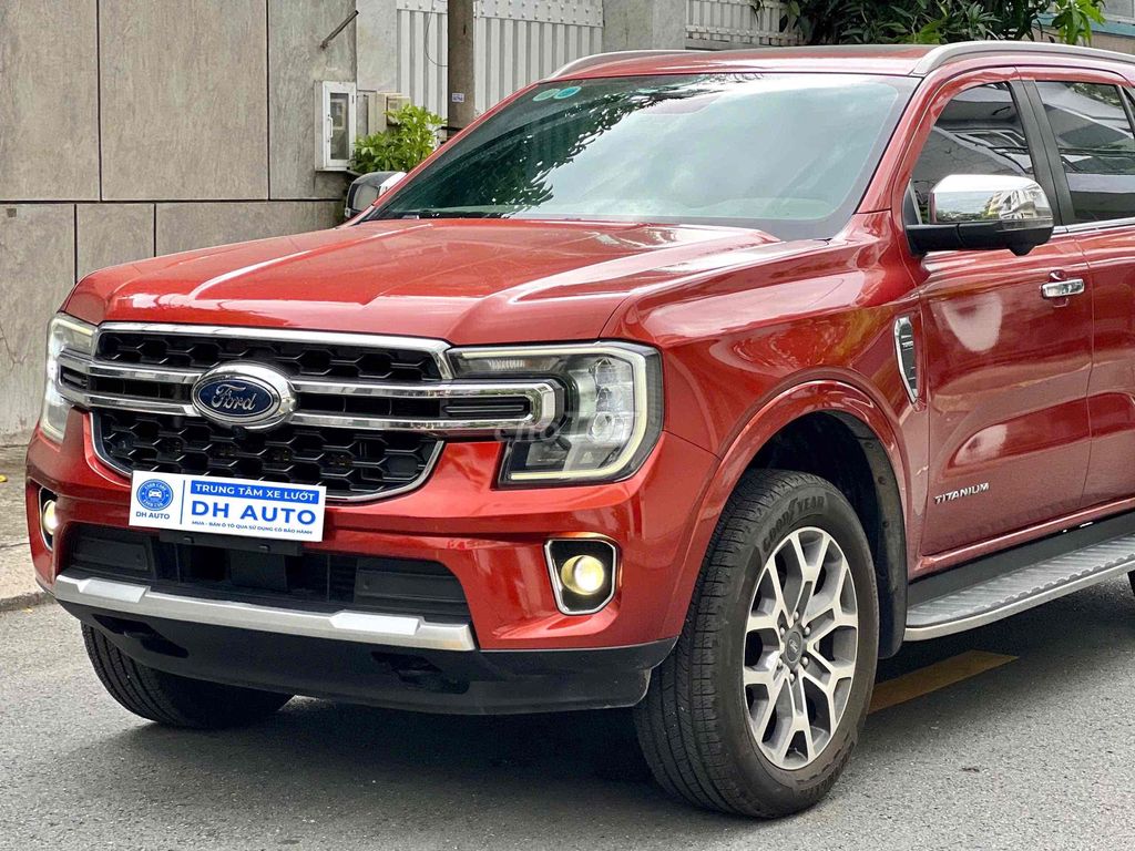 LƯỚT NHẸ EVEREST 2023 TITANIUM RẤT ĐẸP NHƯ MỚI. Mua bán Ô tô tại Quận Gò Vấp Tp Hồ Chí Minh được đăng bởi Mr Tài hình 1