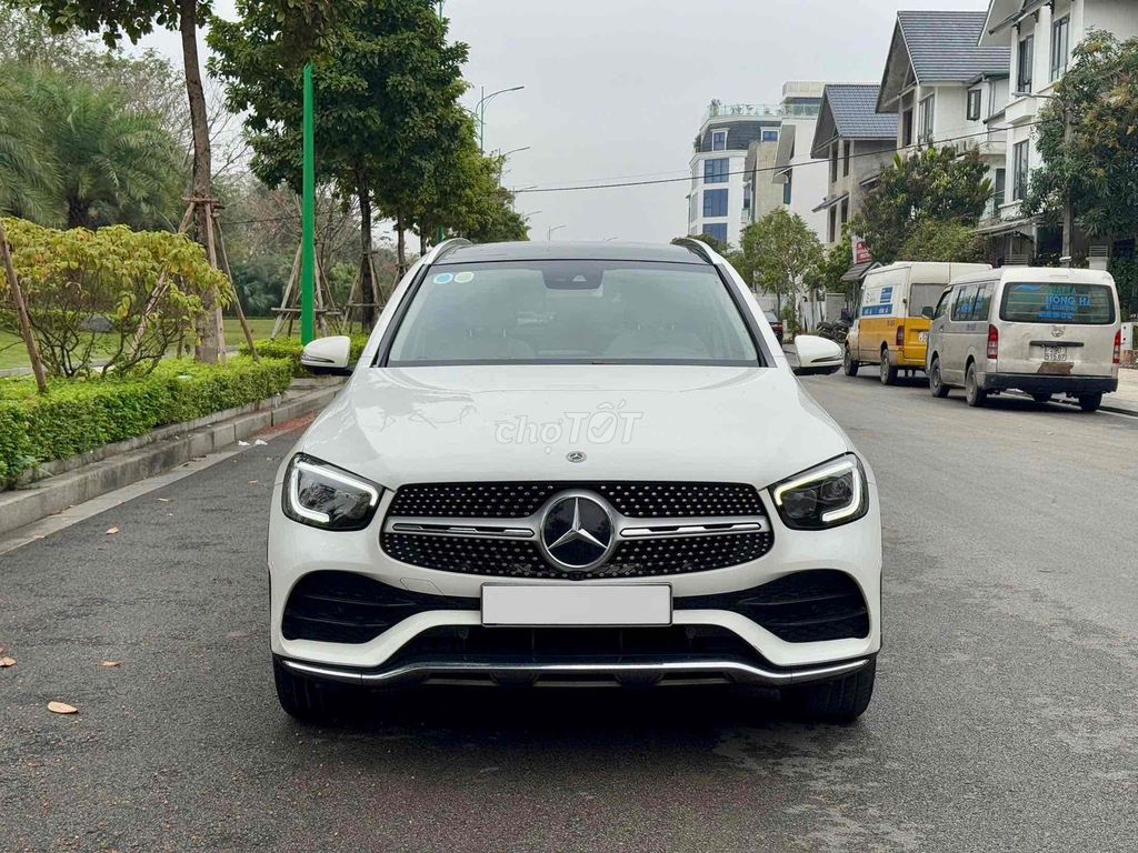 Mercedes Benz GLC 2020 300 4MATIC - 84000 km