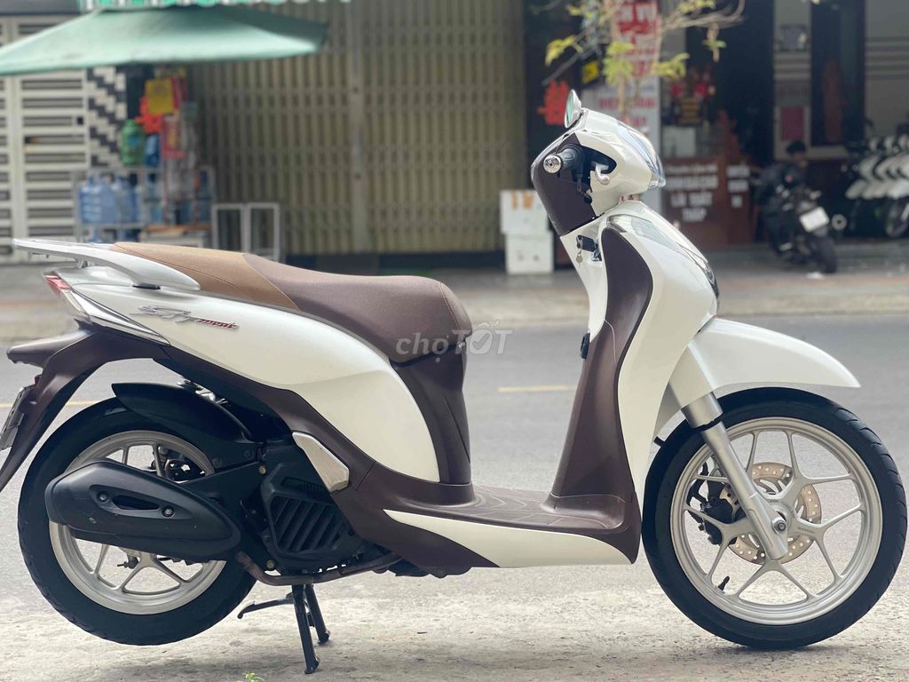SHmode trắng zin êm áo đẹp 1 đời chủ. Mua bán Xe máy tại Quận Thanh Khê Đà Nẵng được đăng bởi Song Vo hình 5