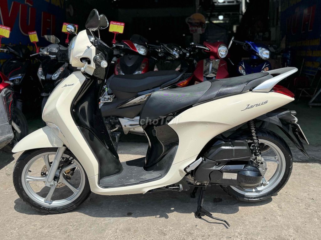 Ya Janus Zin Đẹp / Ngay Chủ 65 / Máy Zin VIP. Mua bán Xe máy tại Quận Bình Thuỷ Cần Thơ được đăng bởi CỬA HÀNG XE MÁY VŨ Fi hình 3