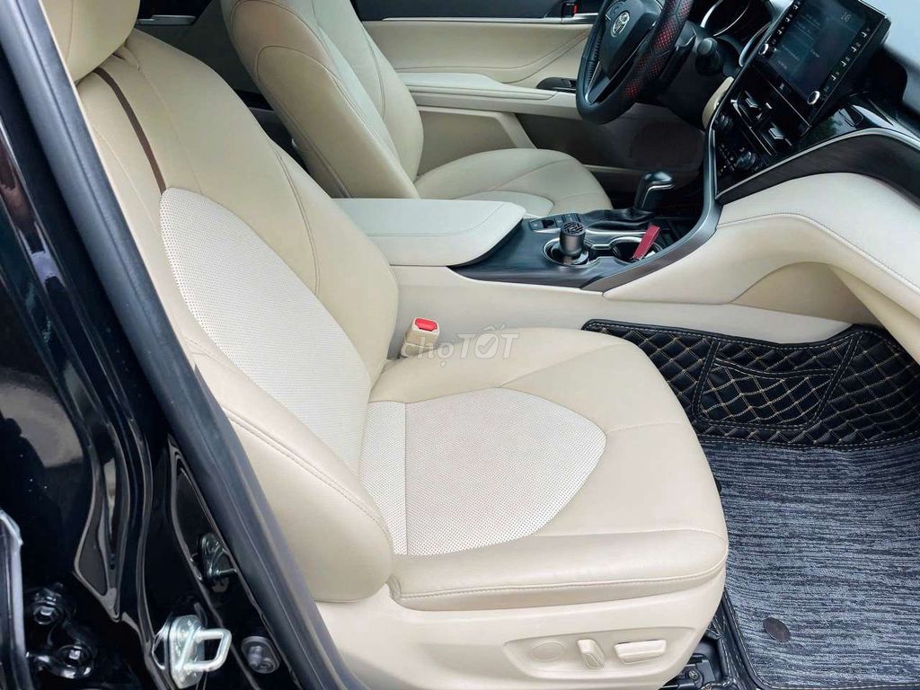 Toyota Camry 2021 2.5Q Đen 38000 km. Mua bán Ô tô tại Thành phố Thủ Đức Tp Hồ Chí Minh được đăng bởi Ms Hiệp  hình 7