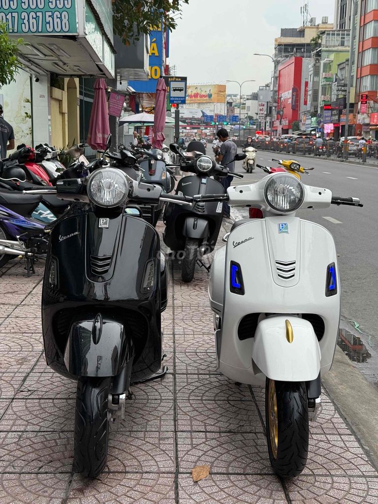 Vespa GTS 300 Abs 2018 chính chủ Tphcm. Mua bán Xe máy tại Quận Phú Nhuận Tp Hồ Chí Minh được đăng bởi VESPA Piaggio Quốc Vương  hình 1