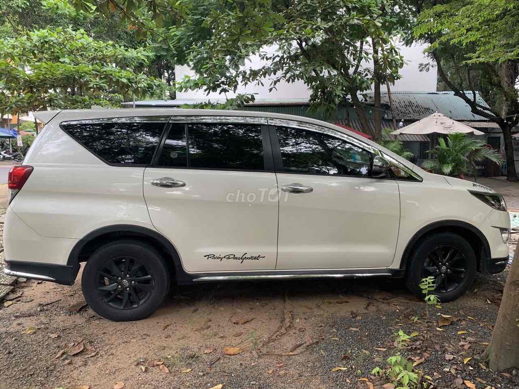 Toyota Innova Venturer - 160 km 2019. Mua bán Ô tô tại Quận 1 Tp Hồ Chí Minh được đăng bởi Le vuong Duy hình 2