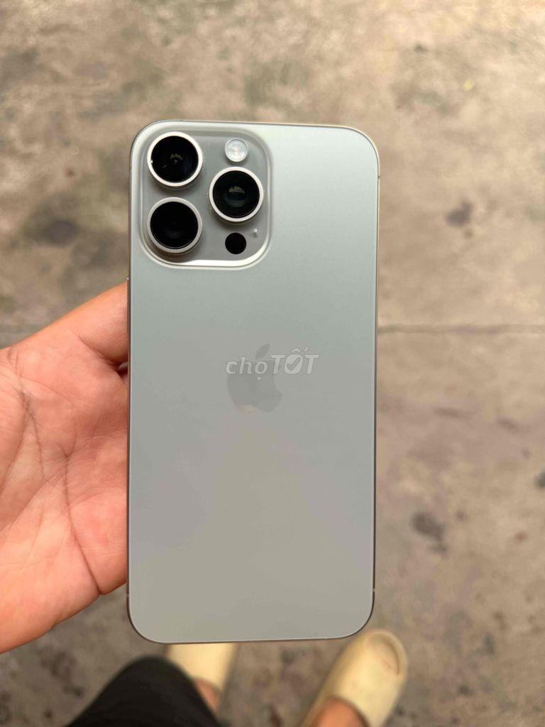 Apple iPhone 15 Pro Max 512GB Xám Đã sử dụng. Mua bán Điện thoại tại Thành phố Thủ Dầu Một Bình Dương được đăng bởi Lê Hồng Phong hình 1