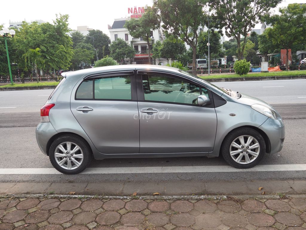 Toyota Yaris 2009  - 130000 km. Mua bán Ô tô tại Huyện Gia Lâm Hà Nội được đăng bởi Vương Quang Huy hình 3