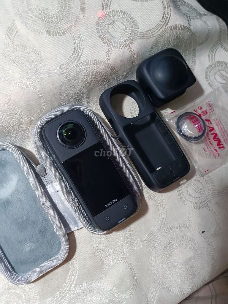 Máy quay Insta360 One X3 đẹp keng. Mua bán Máy ảnh, Máy quay tại Quận Sơn Trà Đà Nẵng được đăng bởi VPT H hình 1