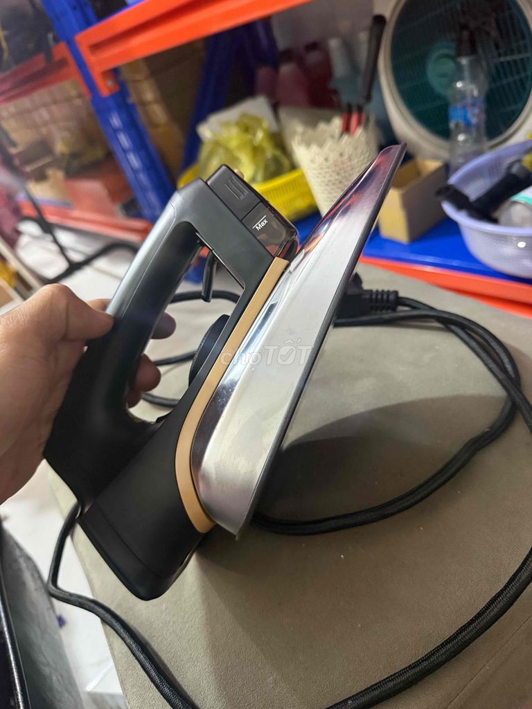 Bàn ủi khô Tefal FS31020LO Đen Mới 99%. Mua bán Nội thất, đồ gia dụng khác tại Quận 12 Tp Hồ Chí Minh được đăng bởi Hàng Thanh Lí hình 1