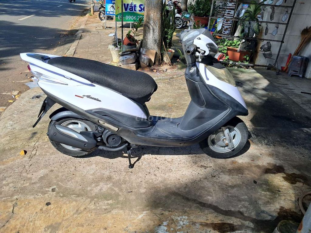 Attila Đĩa Bay..Sạch đẹp cực êm..bs 72E1. Mua bán Xe máy tại Huyện Đất Đỏ Bà Rịa - Vũng Tàu được đăng bởi Trường hình 4
