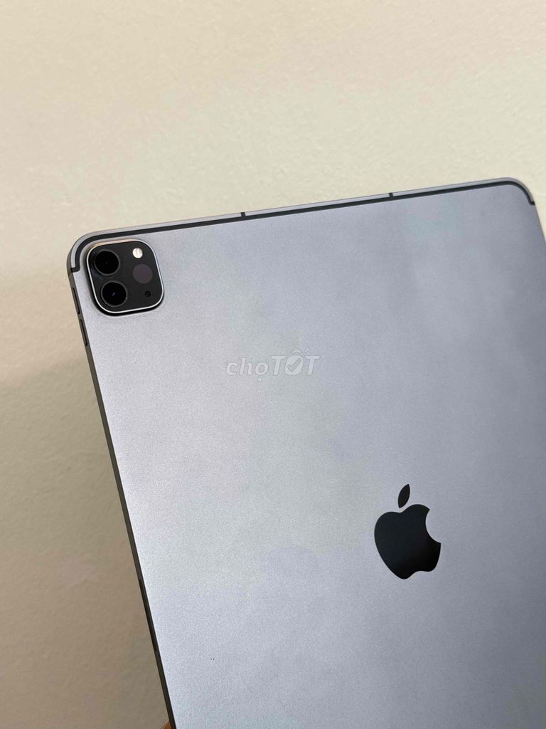 Apple iPad Pro M1 12.9 inch 128GB. Mua bán Máy tính bảng tại Quận Thanh Xuân Hà Nội được đăng bởi Hiếu hình 1