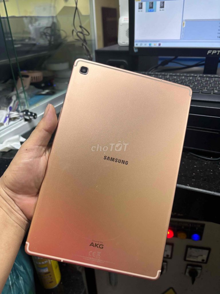 Galaxy Tab S5e 4GB/64GB gold có sài sim nghe gọi. Mua bán Máy tính bảng tại Huyện Hóc Môn Tp Hồ Chí Minh được đăng bởi văn bình hình 1