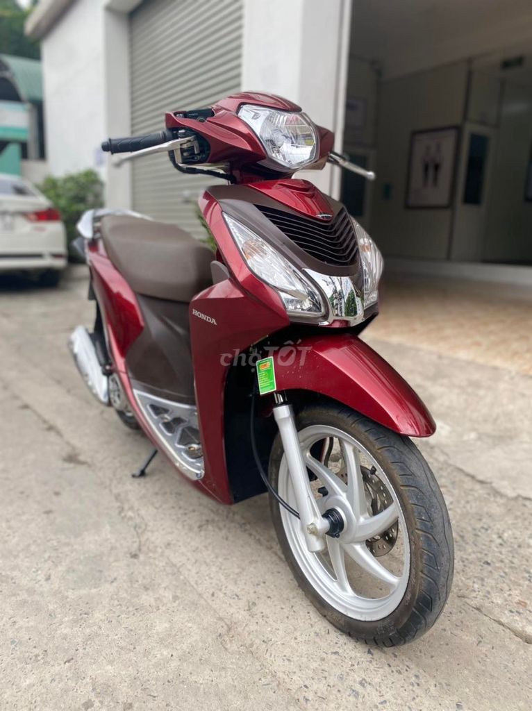 vision chính chủ là nữ sử dụng, 2020, đi 5000km. Mua bán Xe máy tại Quận Nam Từ Liêm Hà Nội được đăng bởi E Hằng hình 2