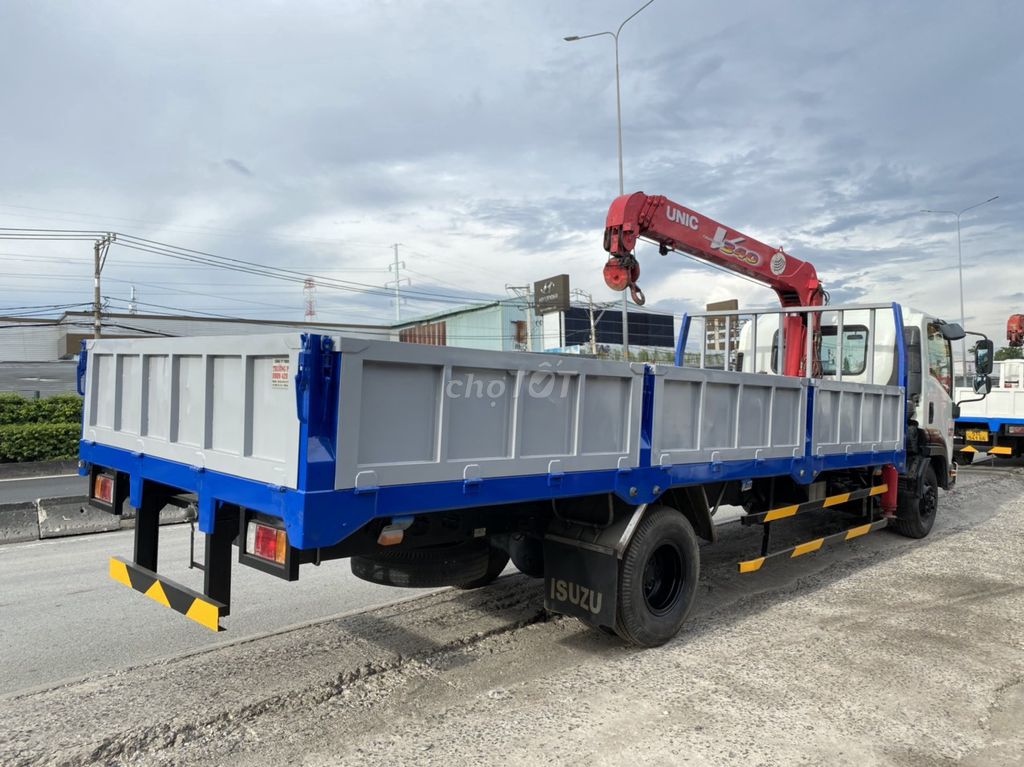 Bán HINO 8 Tấn thùng 6.6m Cẩu Unic sức nâng 6.3tấn. Mua bán Xe tải, xe ben tại Quận 12 Tp Hồ Chí Minh được đăng bởi Mr Thành hình 5