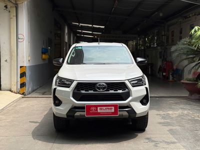 Toyota Hilux 2024 2.4AT Trắng 28.077km