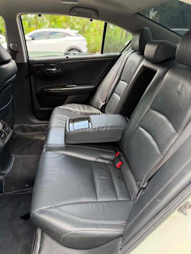 Honda Accord 2015 2.4At. Mua bán Ô tô tại Thành phố Thủ Đức Tp Hồ Chí Minh được đăng bởi Lê Nhường hình 12