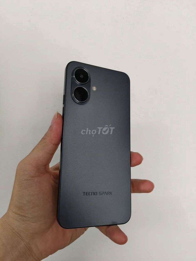 Tecno Spark Go 2 Xám Như mới. Mua bán Điện thoại tại Quận Ninh Kiều Cần Thơ được đăng bởi Trần Thiện Tính hình 1
