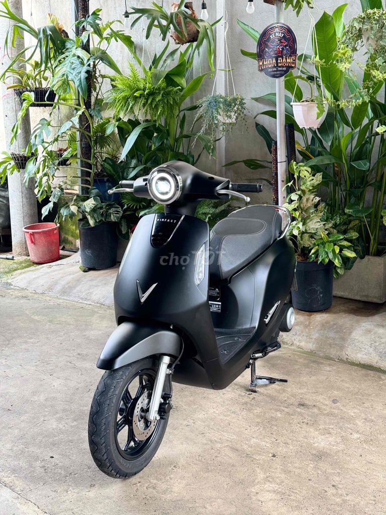 Xe máy điện VinFast Evo 200 Đen