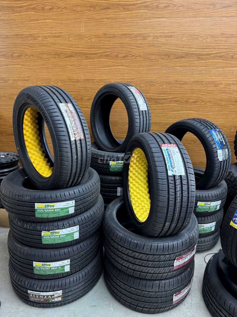 Vỏ xe chống đinh Uy Tín. Mua bán Phụ tùng xe tại Quận 12 Tp Hồ Chí Minh được đăng bởi CSKH Thegioilopxe hình 1