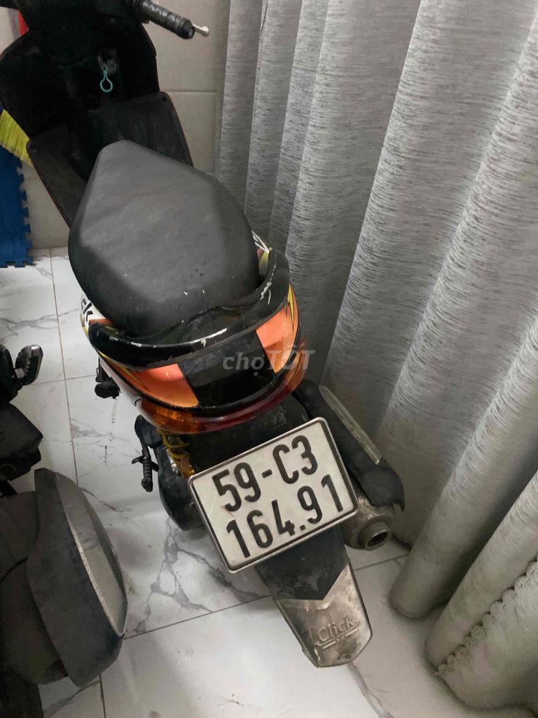 cần bán. Mua bán Xe máy tại Quận Tân Bình Tp Hồ Chí Minh được đăng bởi Nguyễn Trang hình 4