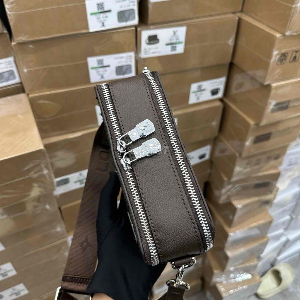 Túi Nam LV Đeo Chéo. Mua bán Túi xách tại Quận Bình Tân Tp Hồ Chí Minh được đăng bởi Trúc Phương hình 4