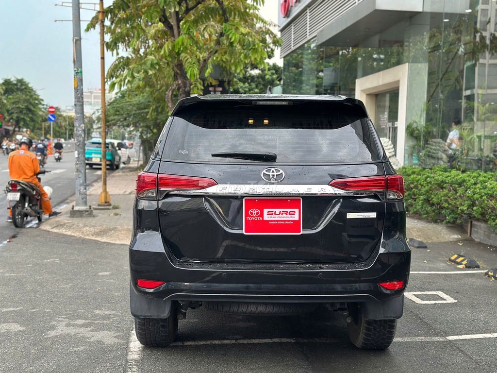 Fortuner 2019 2.4G AT - 115,000 km - Còn Giảm. Mua bán Ô tô tại Quận Gò Vấp Tp Hồ Chí Minh được đăng bởi Vũ Phong Toyota Sure Xe Cũ Chính Hãng hình 5