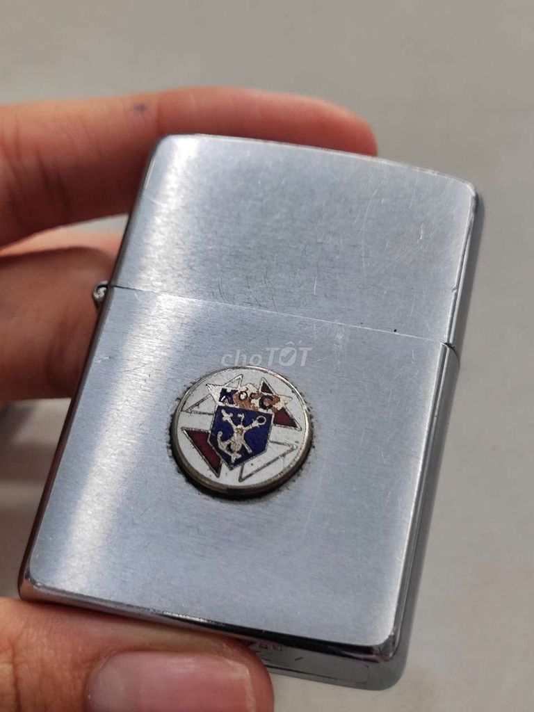 Zippo xưa 1980