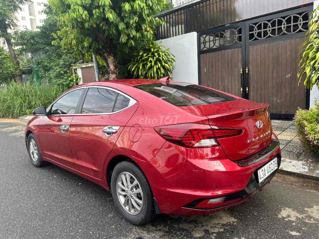Hyundai Elantra 2019 1.6MT - 37000 km. Mua bán Ô tô tại Quận Cẩm Lệ Đà Nẵng được đăng bởi Ông Tú hình 2
