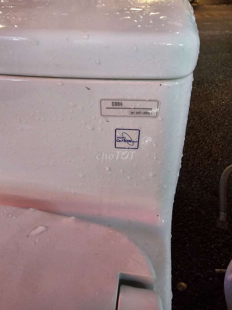 Bồn cầu TOTO C884 Trắng. Mua bán Thiết bị vệ sinh, nhà tắm tại Quận Tân Bình Tp Hồ Chí Minh được đăng bởi A phát hình 1