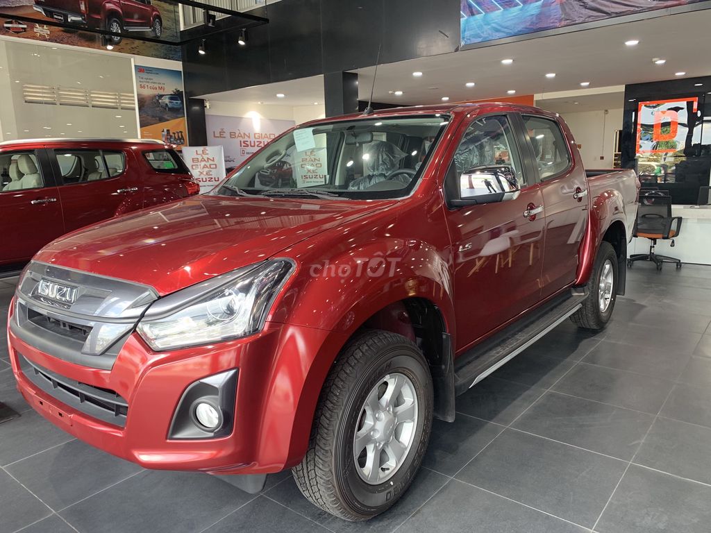 0934375997 - Isuzu Dmax LS 1.9L 4x2 MT 2019 -  Giá mềm