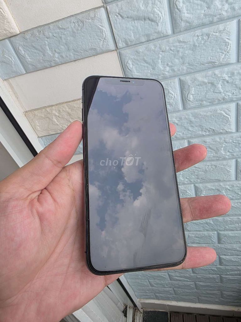 Apple iPhone XS 256GB Đen Nguyên zin. Mua bán Điện thoại tại Quận Tân Phú Tp Hồ Chí Minh được đăng bởi Đỗ Phú Quý hình 1