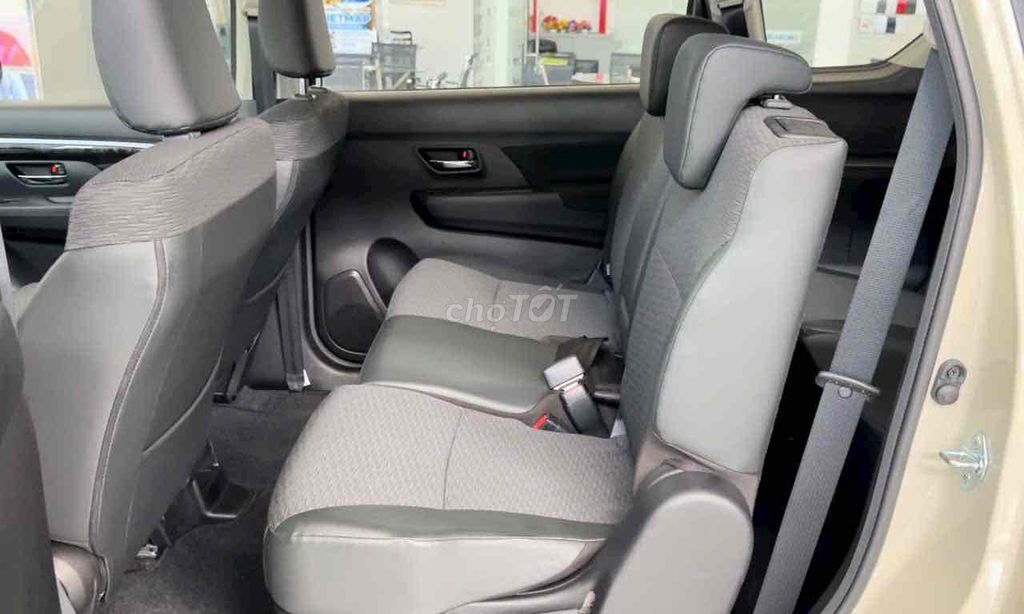 Suzuki XL7 Hybrid 2025. Khuyến Mãi Khủng Cuối Năm. Mua bán Ô tô tại Quận 12 Tp Hồ Chí Minh được đăng bởi PHƯƠNG SUZUKI QUẬN 12 hình 7