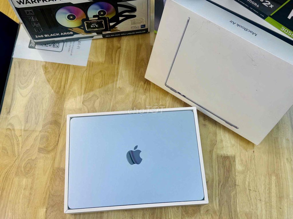Apple Macbook Air M5 13.6 inch 16G/512G/Pin 100%. Mua bán Laptop tại Quận Ninh Kiều Cần Thơ được đăng bởi mua bán laptop Thành Võ Cần Thơ hình 1