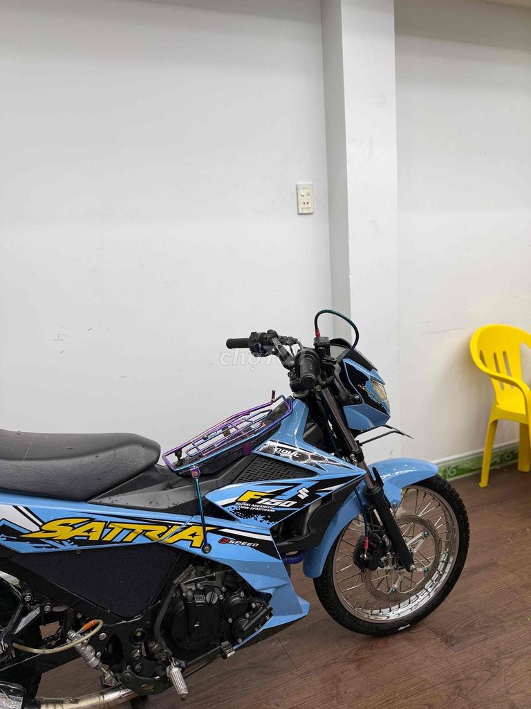 Bán Raider biển 43 màu cực đẹp máy móc nguyên rin. Mua bán Xe máy tại Quận Sơn Trà Đà Nẵng được đăng bởi Huan Motor hình 7