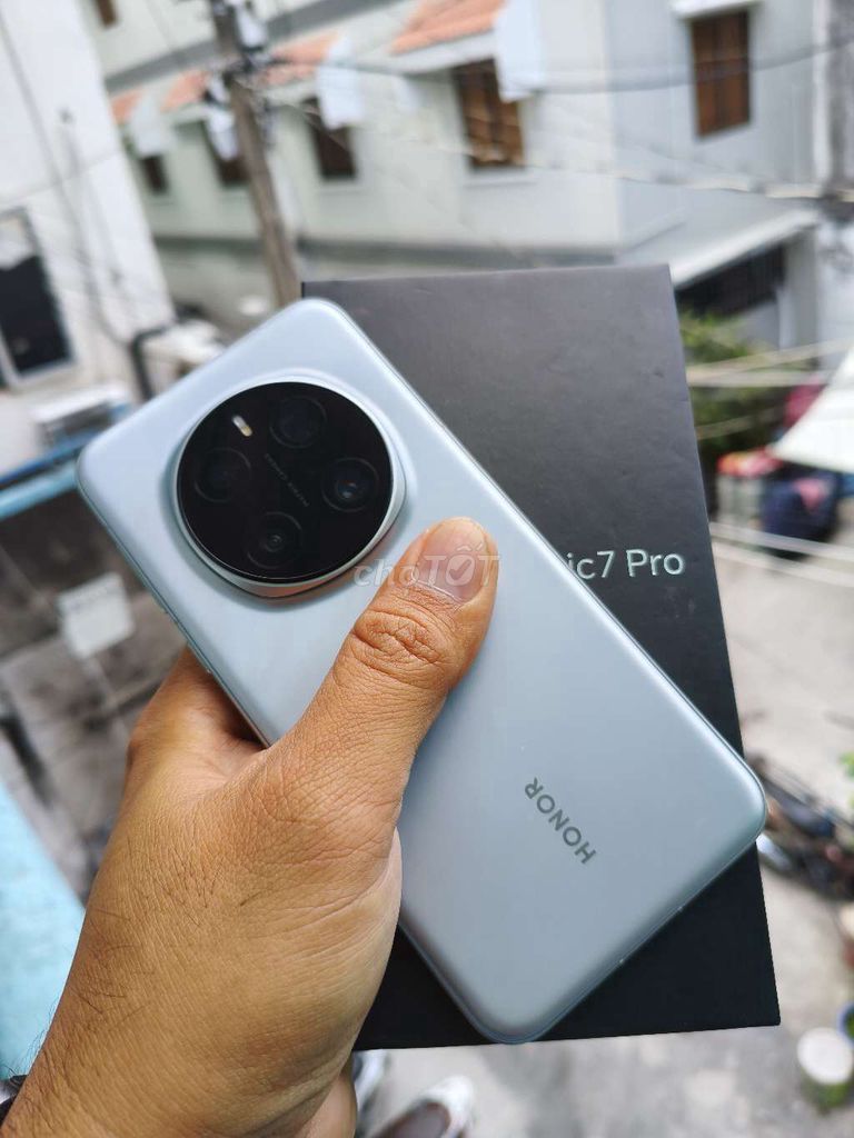 Honor magic 7 pro nđ 12/256 ngoại hình 99 fullbox. Mua bán Điện thoại tại Quận 5 Tp Hồ Chí Minh được đăng bởi thanh liêm hình 1