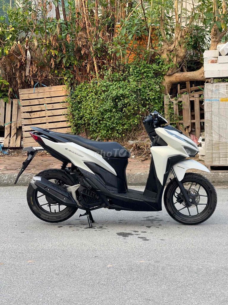 Honda Vario 125i 2021 Trắng 10000 km. Mua bán Xe máy tại Huyện Gia Lâm Hà Nội được đăng bởi Xe Máy Phúc Hưng hình 3