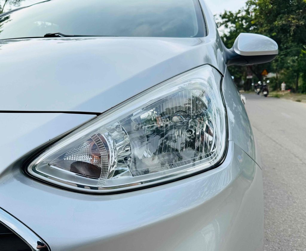 Hyundai Grand i10 2020 Grand 1.2 MT Base - 130000. Mua bán Ô tô tại Huyện Sóc Sơn Hà Nội được đăng bởi Anh Chiến hình 6