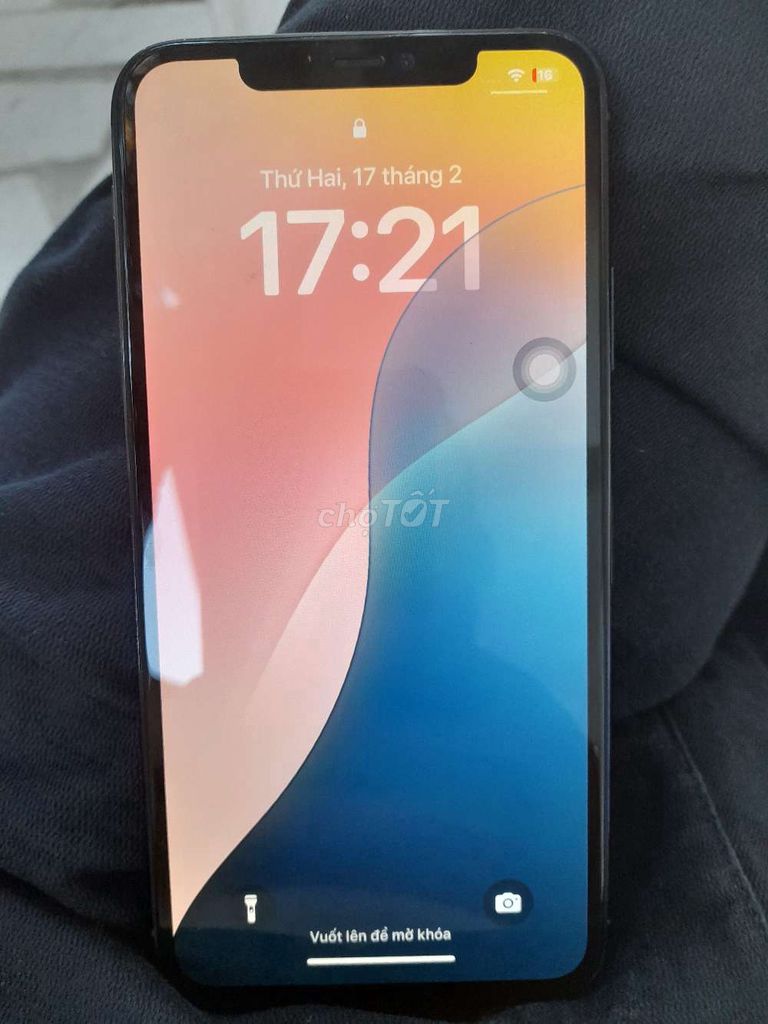 E bán iphone 11prm