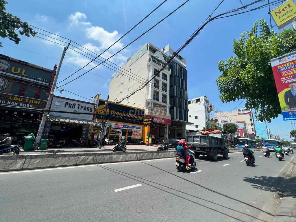 🏡🏡Chuyên bán Nhà Mặt tiền đường Nguyễn Thị Thập Quận 7. DT Đa dạng 4.2