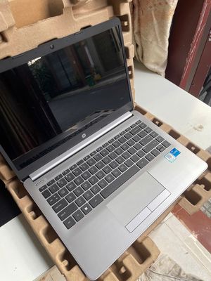 HP NOTEBOOK 240 _I5 1235U_8G_256 _FULL BOX. Mua bán Laptop tại Quận Tân Bình Tp Hồ Chí Minh được đăng bởi TẤN PHÁT