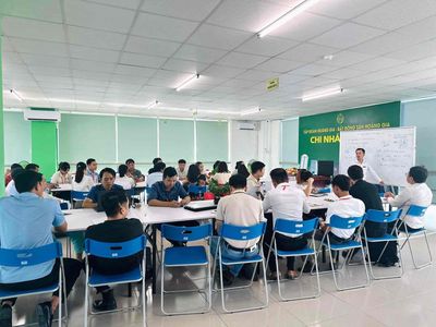 BẤT ĐỘNG SẢN HOÀNG GIA