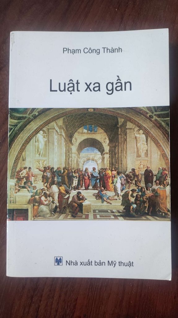 Sách luật xa gần