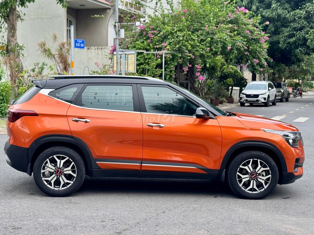 Kia Seltos 1.4 AT Luxury 2022 - Màu cam - 3v9km. Mua bán Ô tô tại Thành phố Thủ Đức Tp Hồ Chí Minh được đăng bởi OTOCITY hình 8