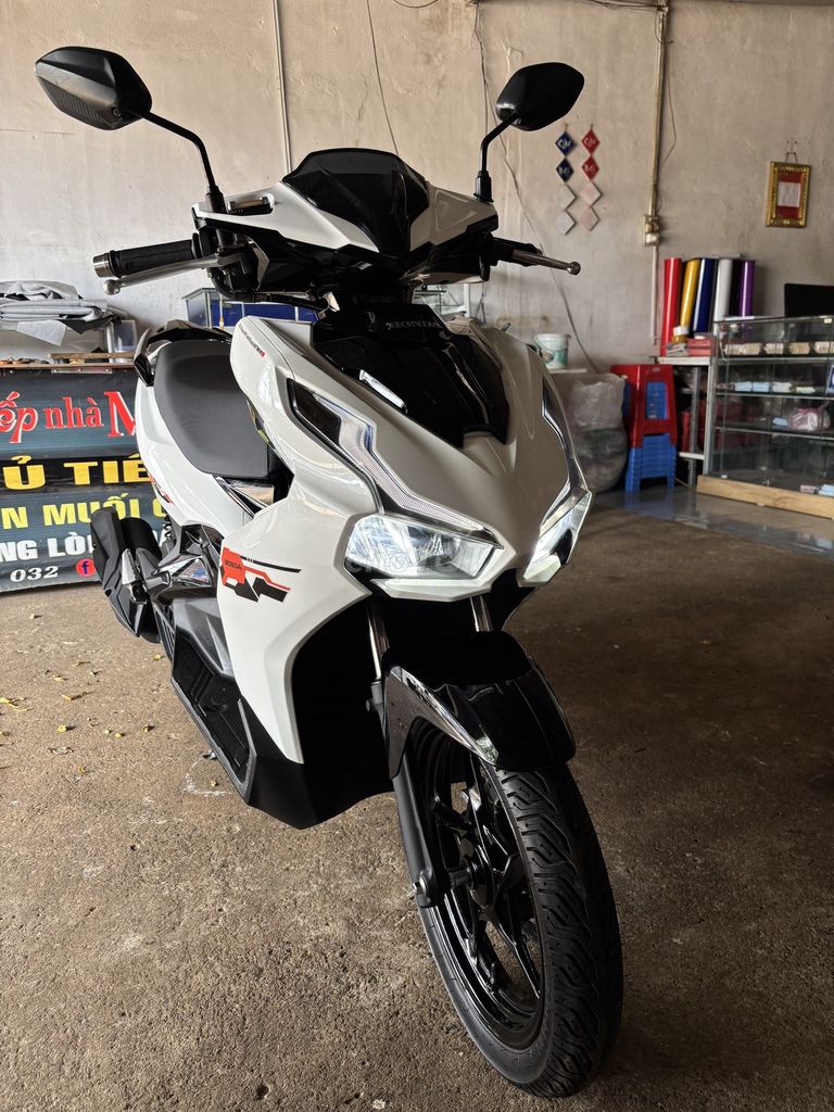 Honda Air Blade150 ABS 2021 Màu Trắng. Mua bán Xe máy tại Huyện Cẩm Mỹ Đồng Nai được đăng bởi Trần Đức Ngọc hình 2